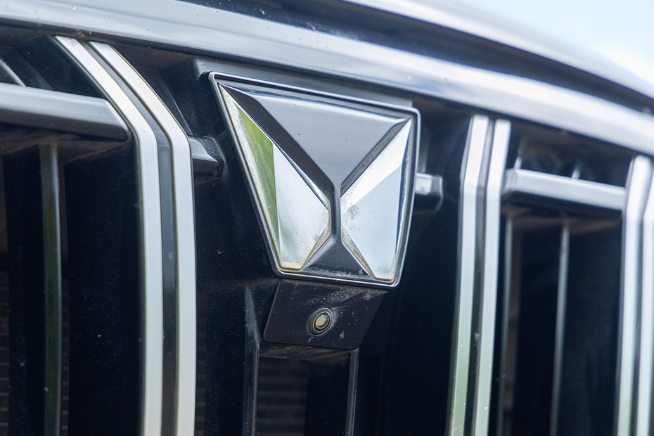 Mahindra XUV700 360 Degree Camera (Front)