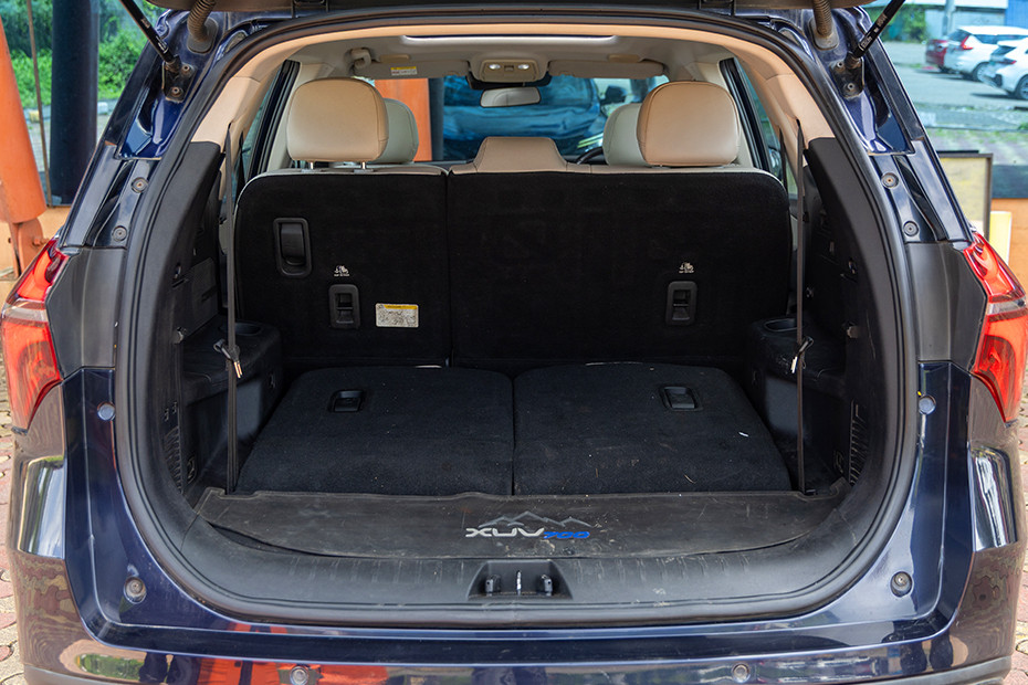 Mahindra XUV700 Boot Space (Third Row Folded)