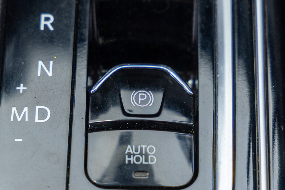 Mahindra XUV700 Electronic Parking Brake