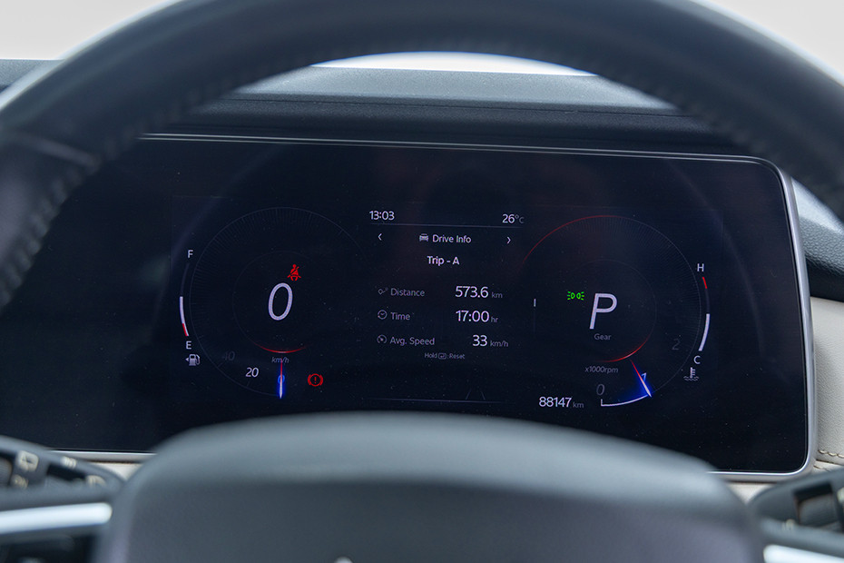Mahindra XUV700 Trip Meter