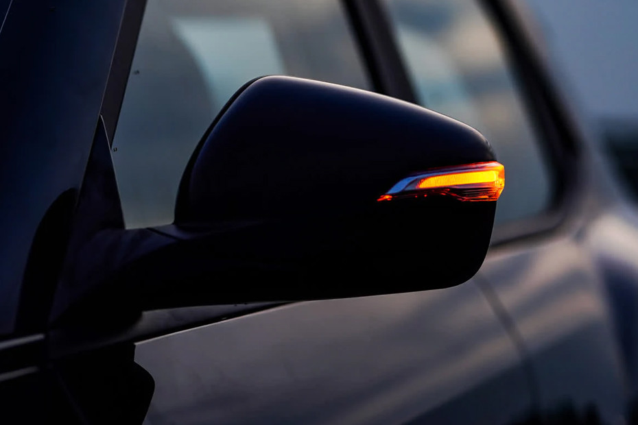 Mahindra XUV400 EV Side Mirror (Body)