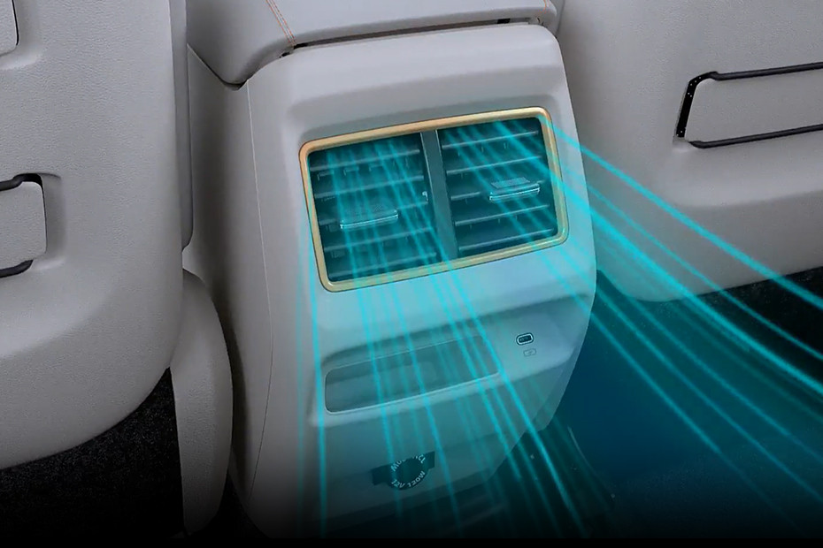 Mahindra XUV400 EV Rear Air vents