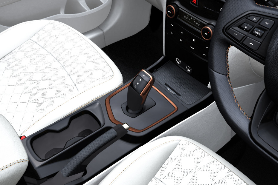 Mahindra XUV400 EV Gear Shifter