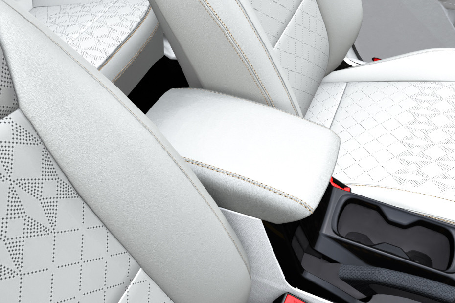 Mahindra XUV400 EV Rear Arm Rest Close View