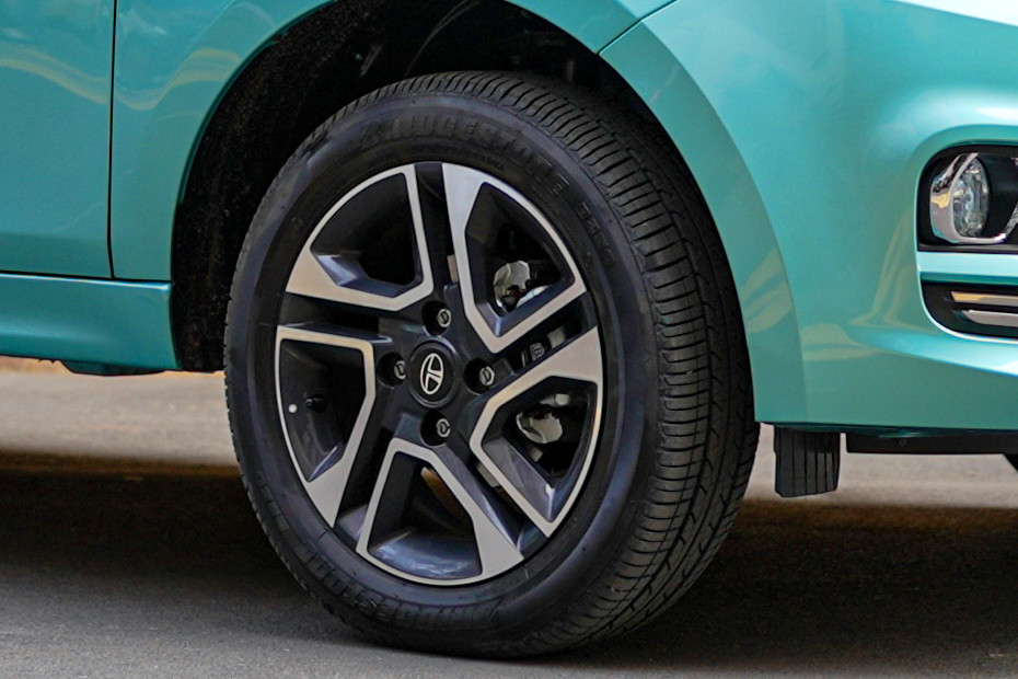 Tata Tiago Wheel