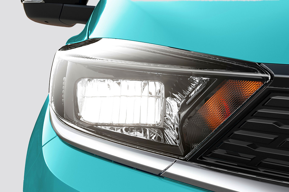 Tata Tiago Headlight