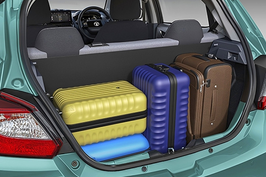 Tata Tiago Boot (Open)