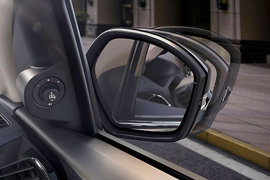 Tata Tiago Side Mirror (Glass)