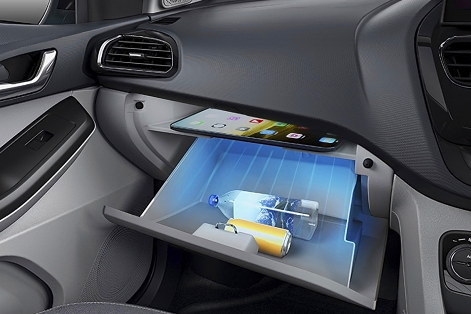 Tata Tiago Glovebox
