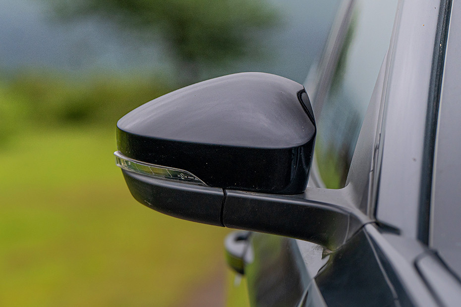 Volkswagen Volkswagen Taigun EXTERIOR Details