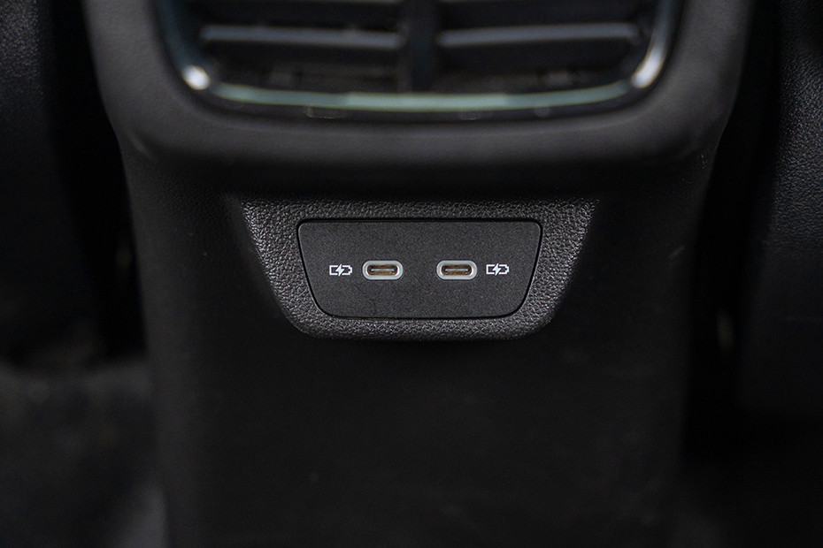 Volkswagen Volkswagen Taigun INTERIOR Charging Options