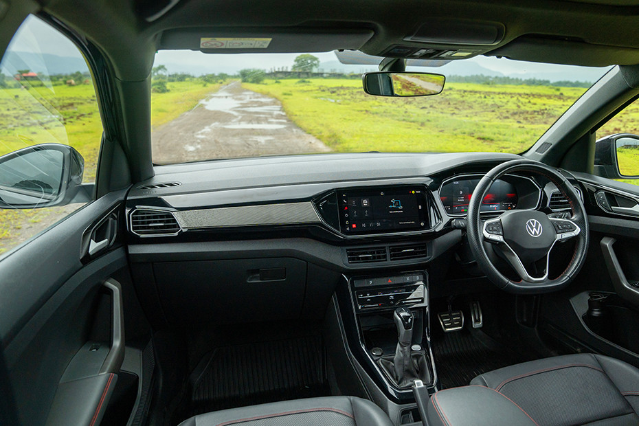 Volkswagen Volkswagen Taigun INTERIOR Dashboard