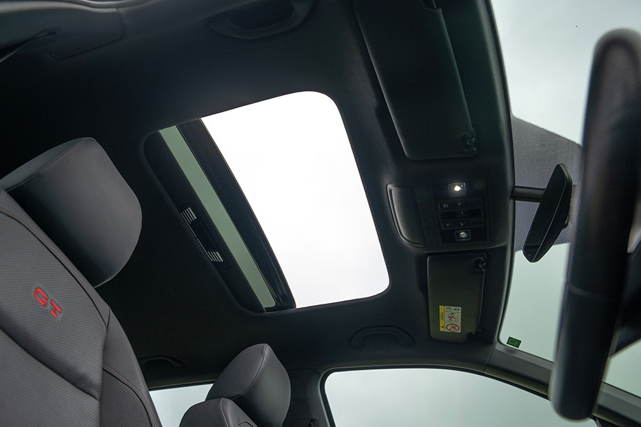 Volkswagen Volkswagen Taigun INTERIOR Sunroof
