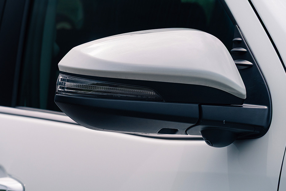 Toyota Fortuner Outside Mirror