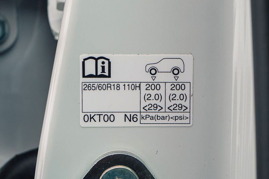 Toyota Fortuner Tyre Pressure Information