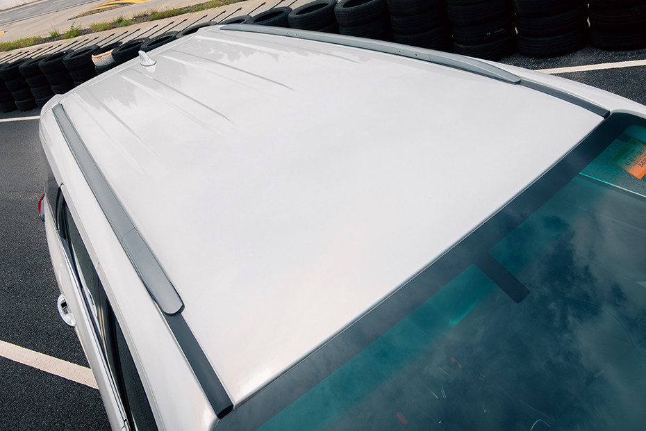 Toyota Fortuner Glovebox (Closed)