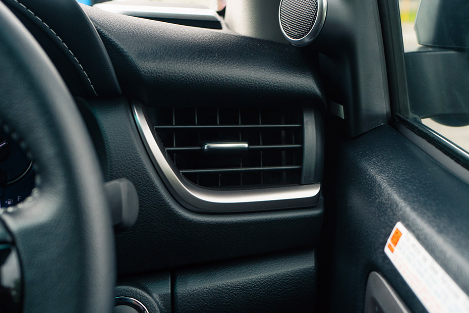 Toyota Fortuner Driver's Side AC Vent