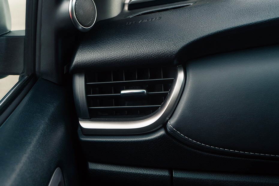 Toyota Fortuner Passenger's Side AC Vent