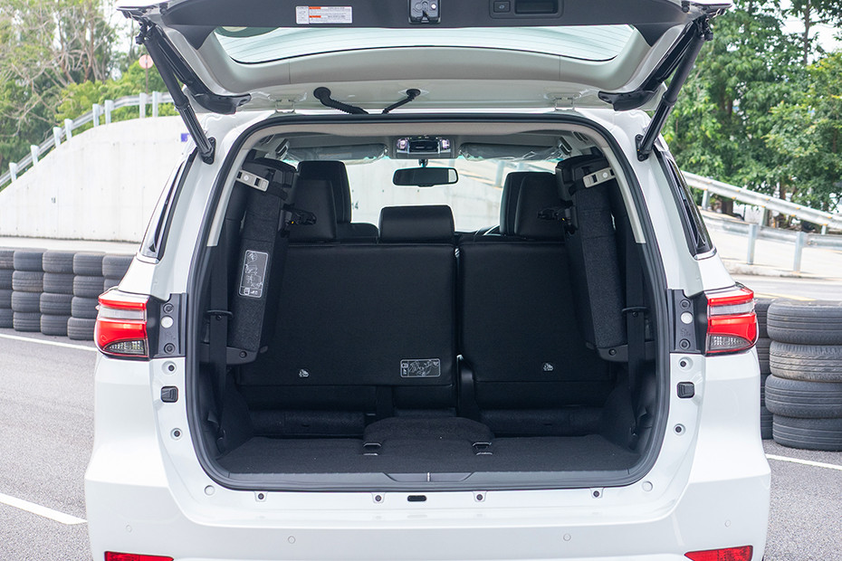 Toyota Fortuner Boot Space (Third Row Folded)