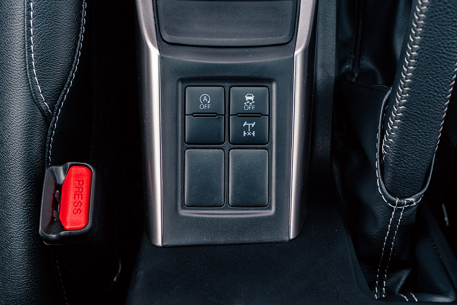 Toyota Fortuner Auto Start/Stop Button