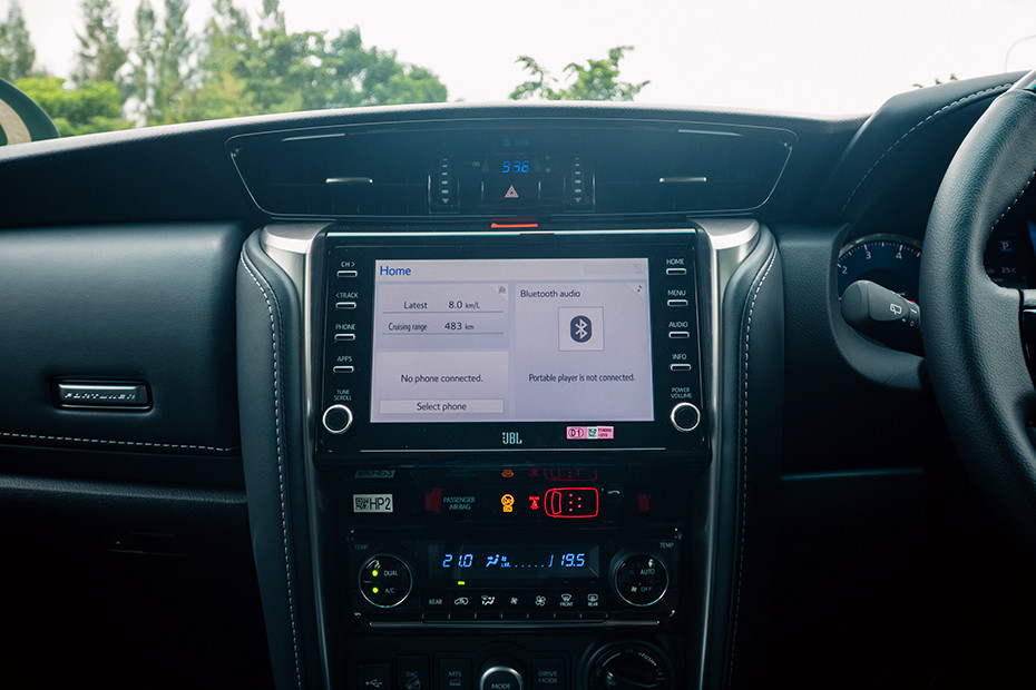 Toyota Fortuner Infotainment System