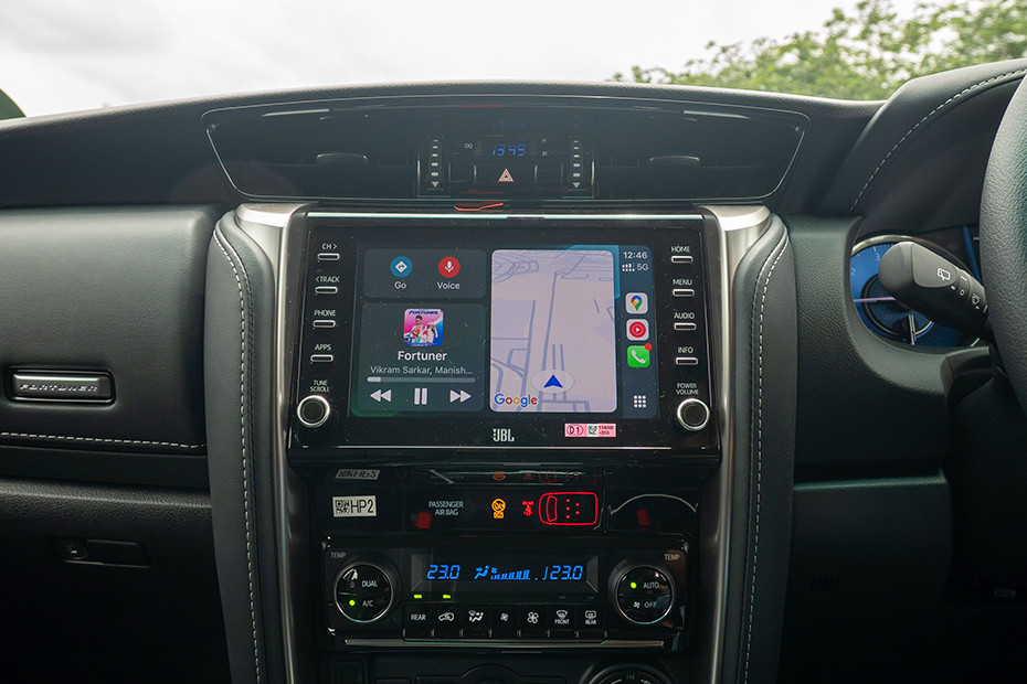 Toyota Fortuner Navigation or Infotainment Mid Closeup