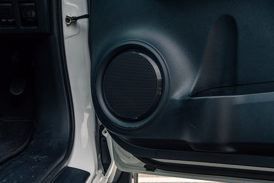 Toyota Fortuner Front Speaker