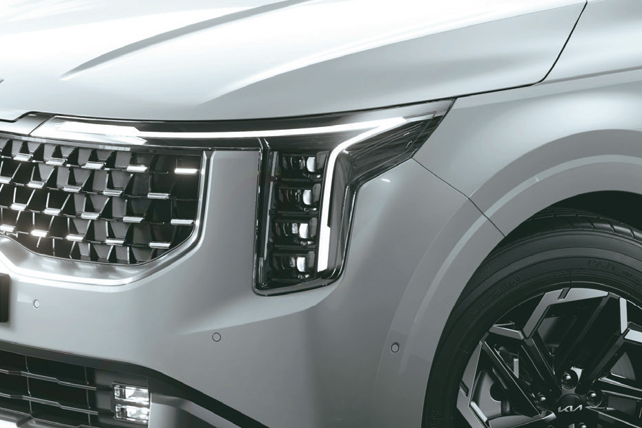 Kia Carnival Headlight