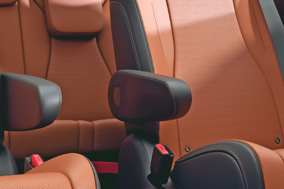 Kia Carnival Front Armrest