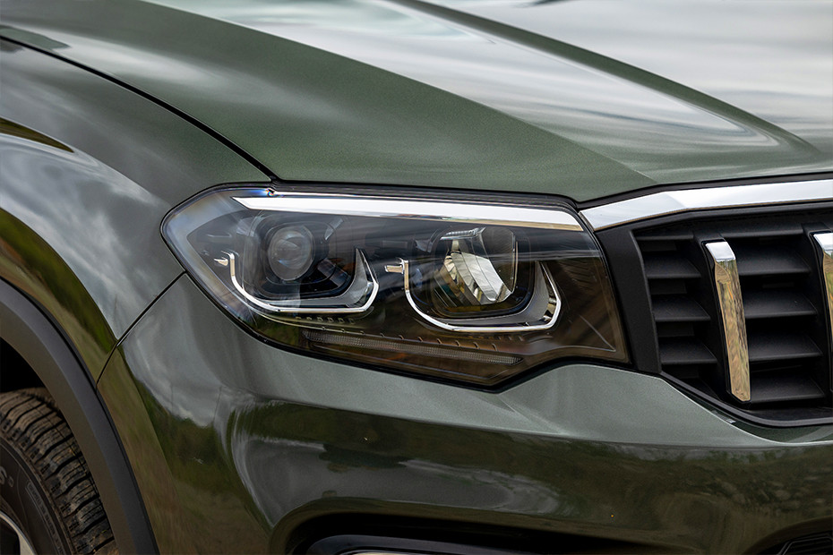Mahindra Scorpio N Headlight