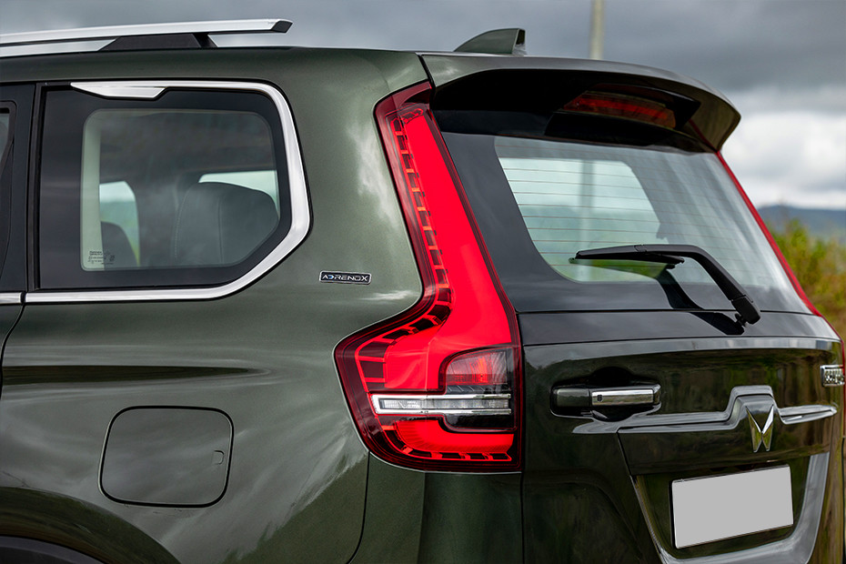 Mahindra Scorpio N Taillight