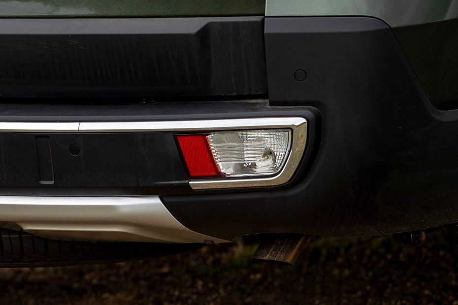 Mahindra Scorpio N Rear Reflector