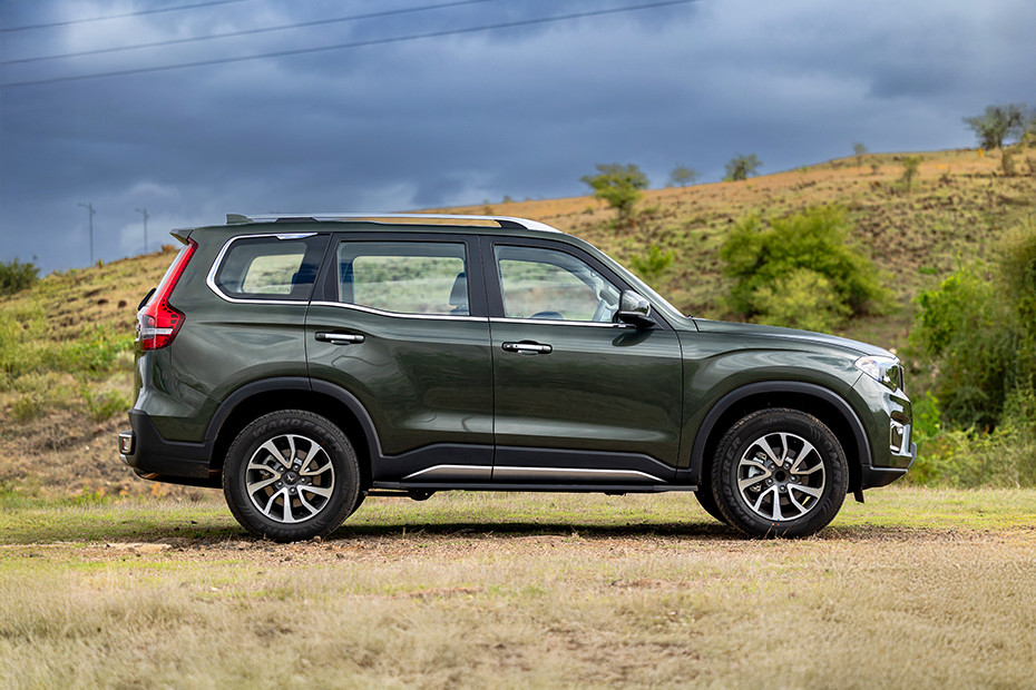 Mahindra Scorpio N Side Profile View (Right)