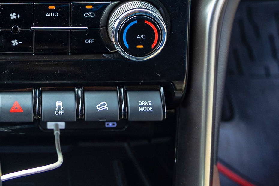 Mahindra Scorpio N Drive Mode Selector