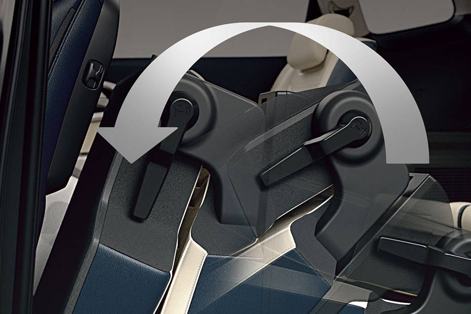 Kia Carens Splits Seats with Sliding