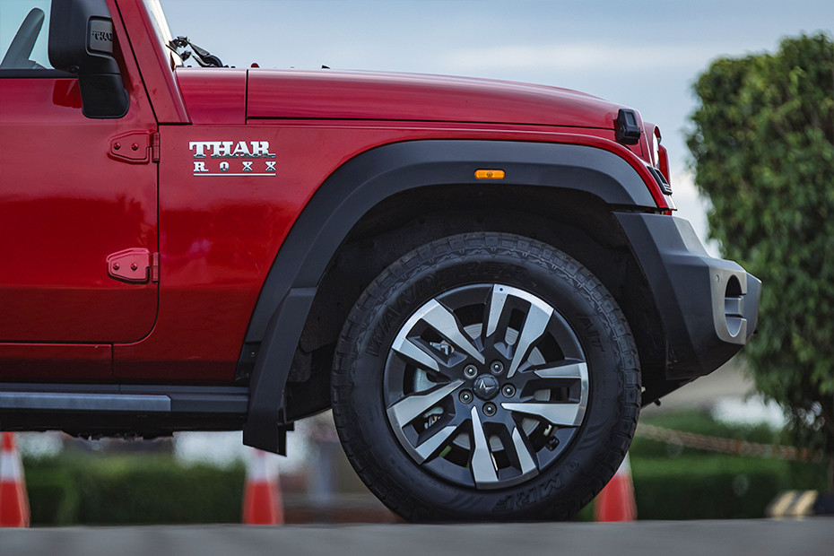 Mahindra Thar ROXX Front Fender