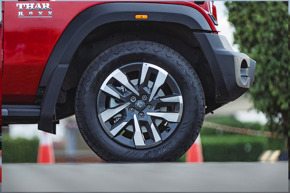 Mahindra Thar ROXX Wheel Cap