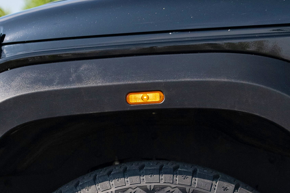 Mahindra Thar ROXX Turn Indicator (Side)