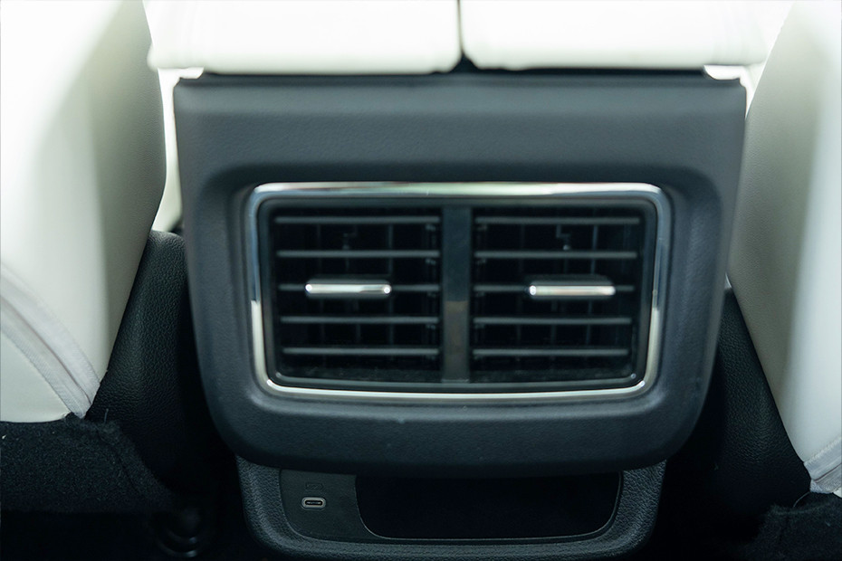 Mahindra Thar ROXX Rear AC Vents (Floor)