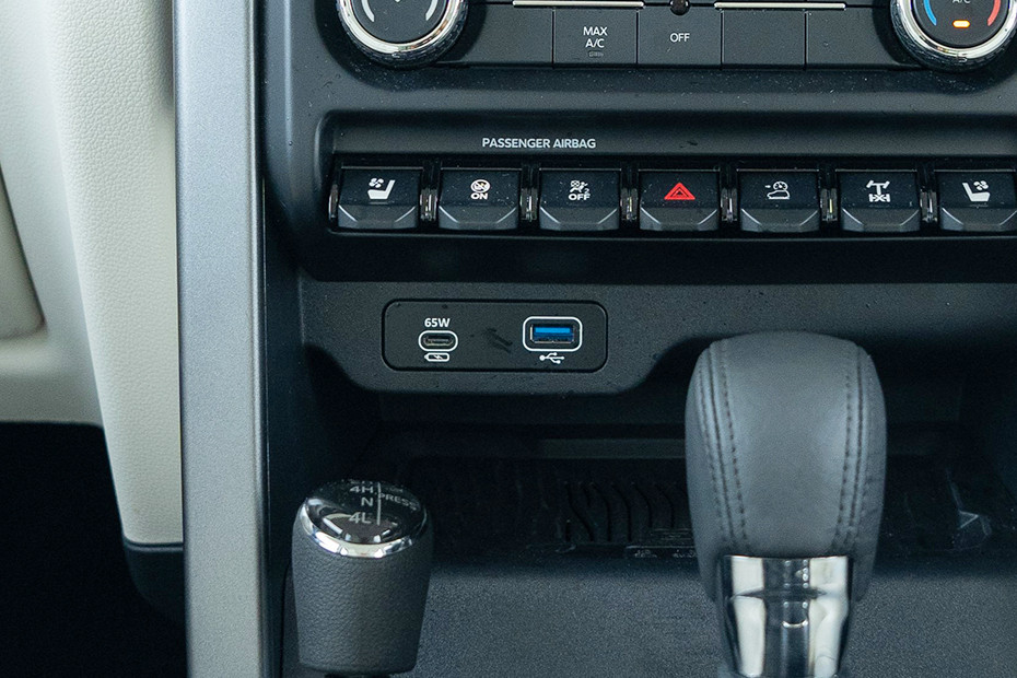 Mahindra Thar ROXX USB Charging Port (Front)
