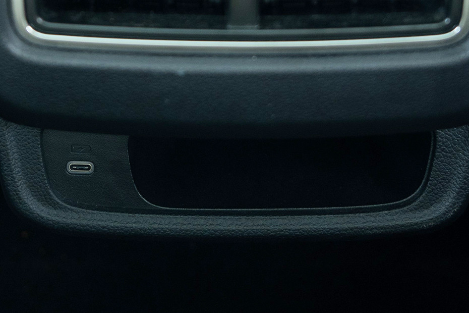 Mahindra Thar ROXX Centre Tunnel Storage(Rear)