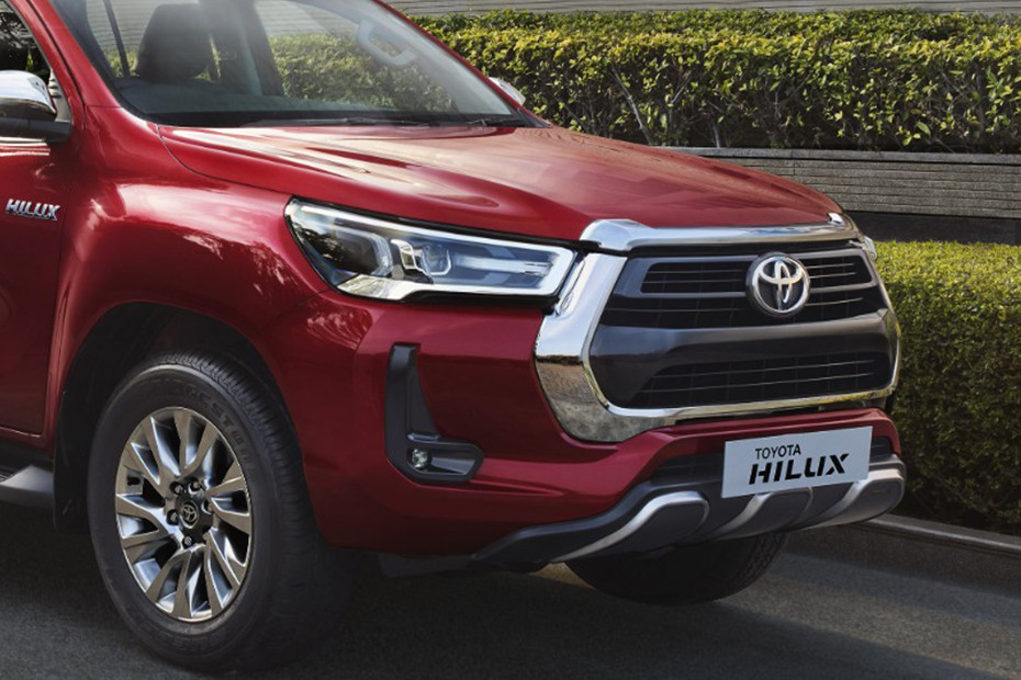 Toyota Hilux Grille
