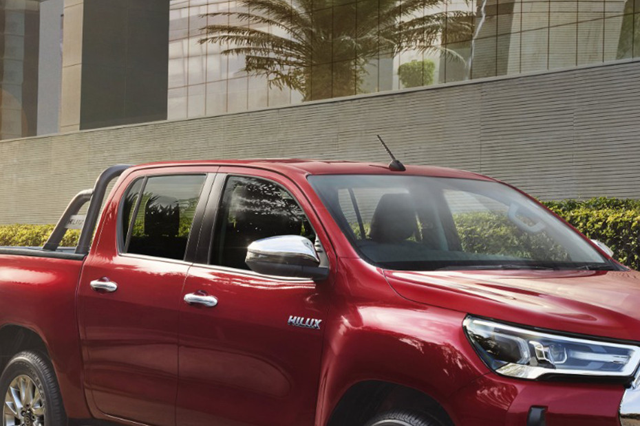 Toyota Hilux Side Mirror (Glass)