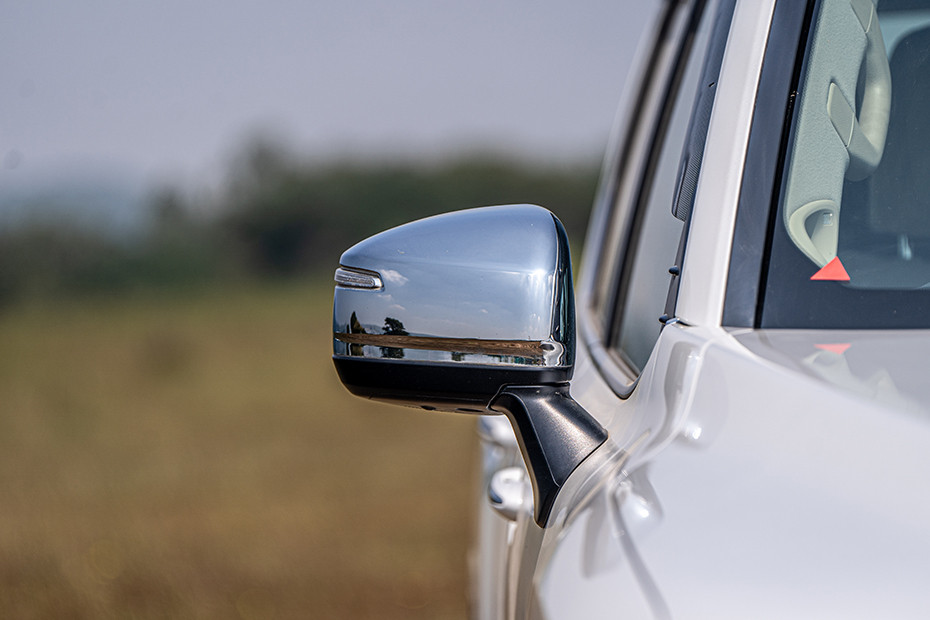 Toyota Land Cruiser 300 Outside Mirror