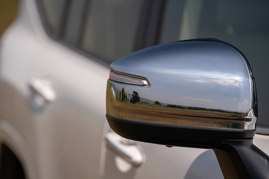 Toyota Land Cruiser 300 LED Blinker on OVRM