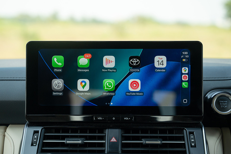 Toyota Land Cruiser 300 Infotainment System