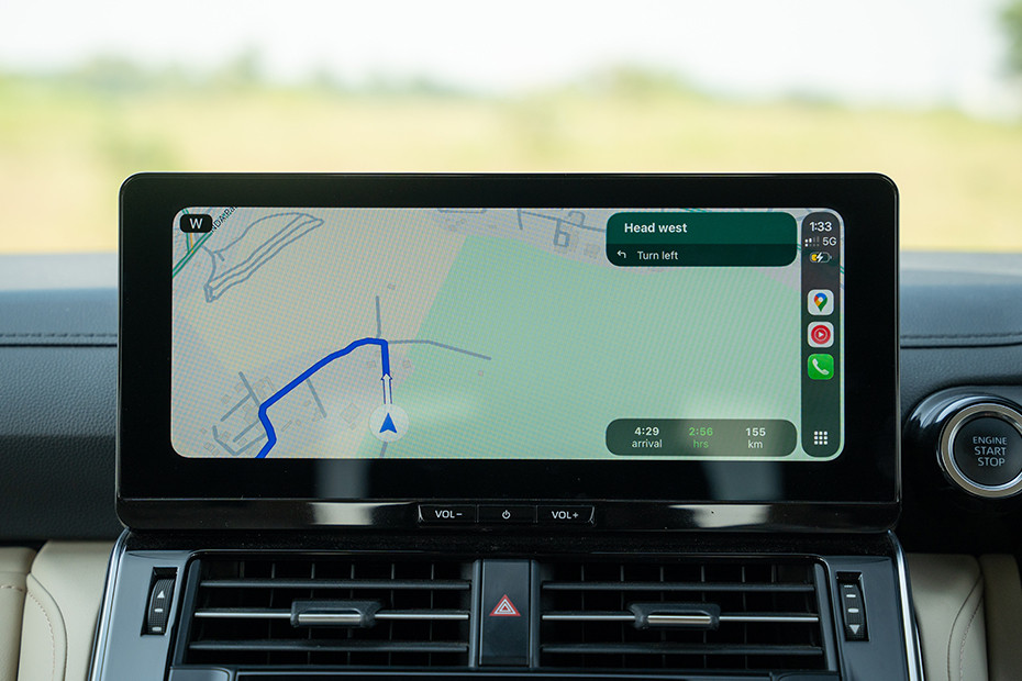 Toyota Land Cruiser 300 Navigation or Infotainment Mid Closeup