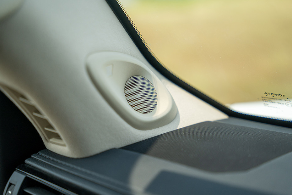 Toyota Land Cruiser 300 Front Tweeters