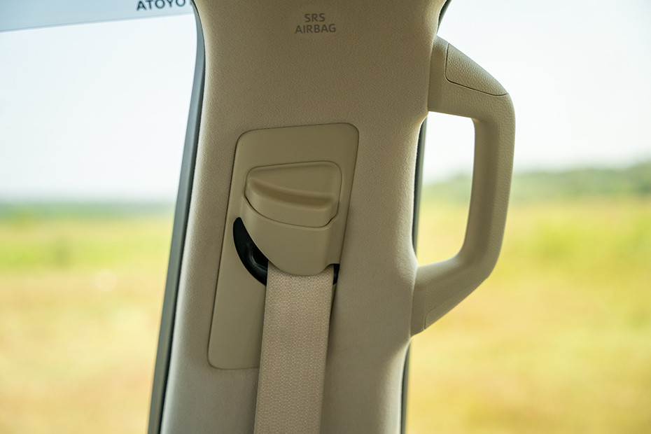 Toyota Land Cruiser 300 Height-adjustable Seatbelt