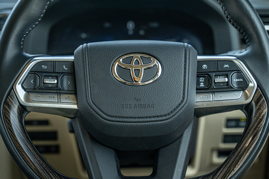 Toyota Land Cruiser 300 Horn Pad